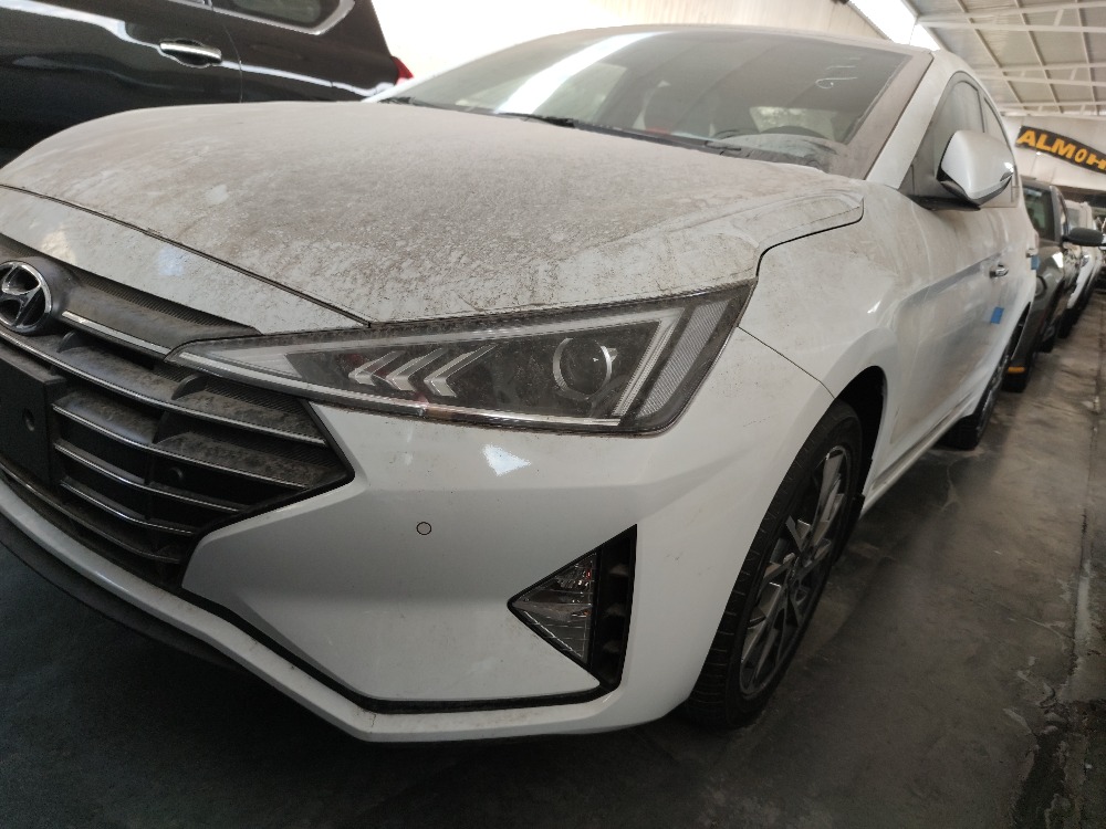 هیوندای ئەلەنترا
